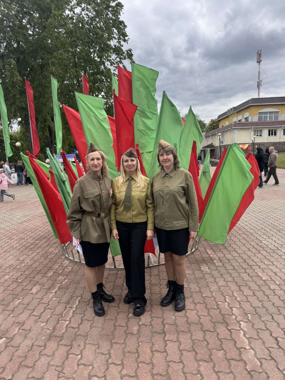 Педагоги ГУО Детский сад №42 г. Мозыря приняли участие в акции Споём военные песни вместе